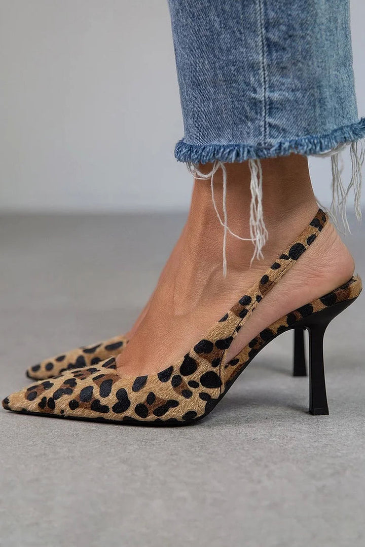 Ottavia – Décolleté Salvaje Elegancia