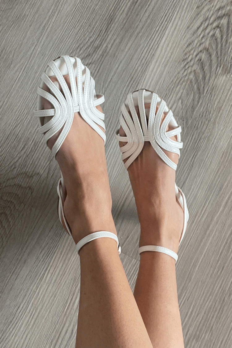 Vittoria – Sandalias Joya Doradas