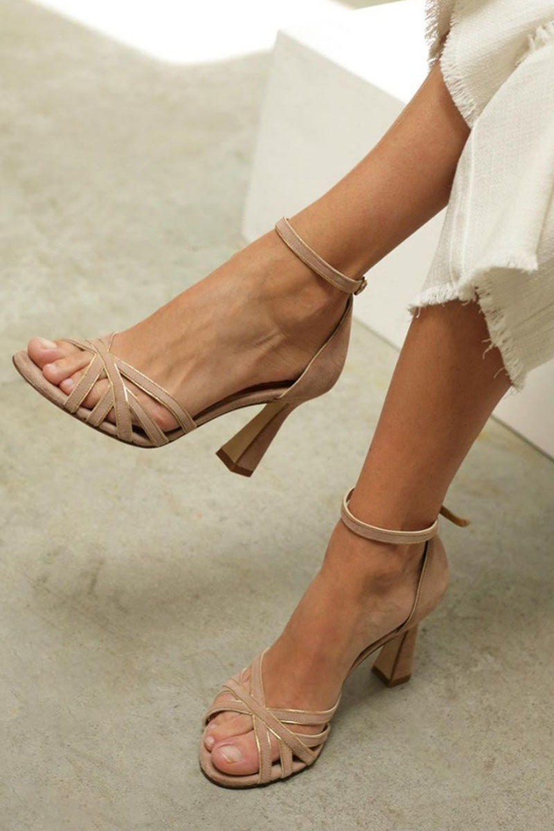 Carmen – Sandalias Arte & Comfort