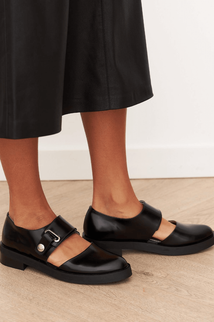 Livia – Mary Jane Elegancia Moderna