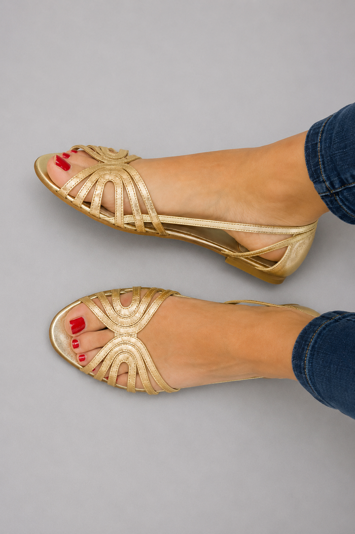 Eleonora – Sandalias Doradas Luz de Verano