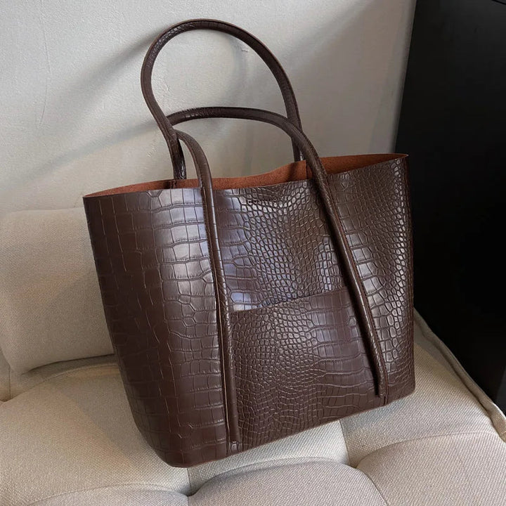 Christina™ | Bolsa de hombro refinada