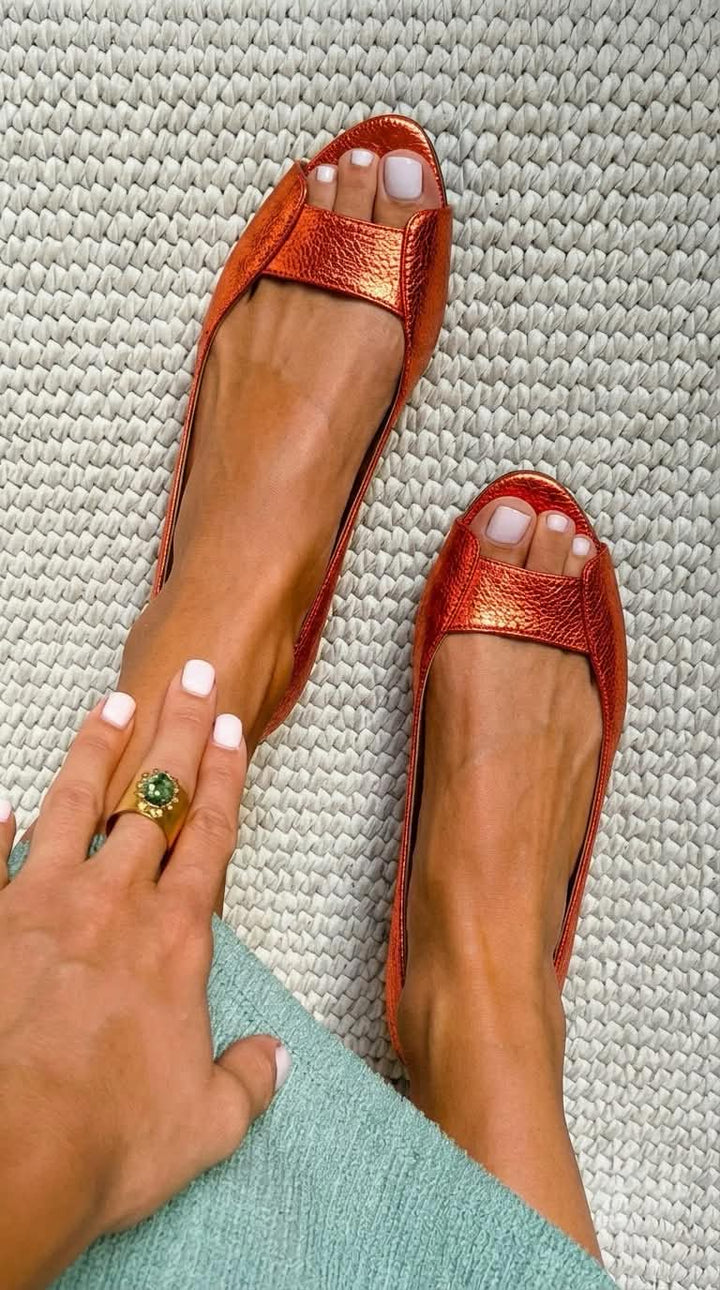 Adelina – Sandalias Doradas Comfort Chic