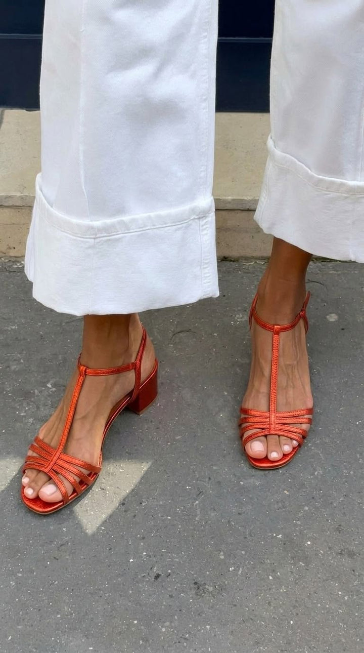 Allegra – Sandalias Doradas Elegancia Diaria